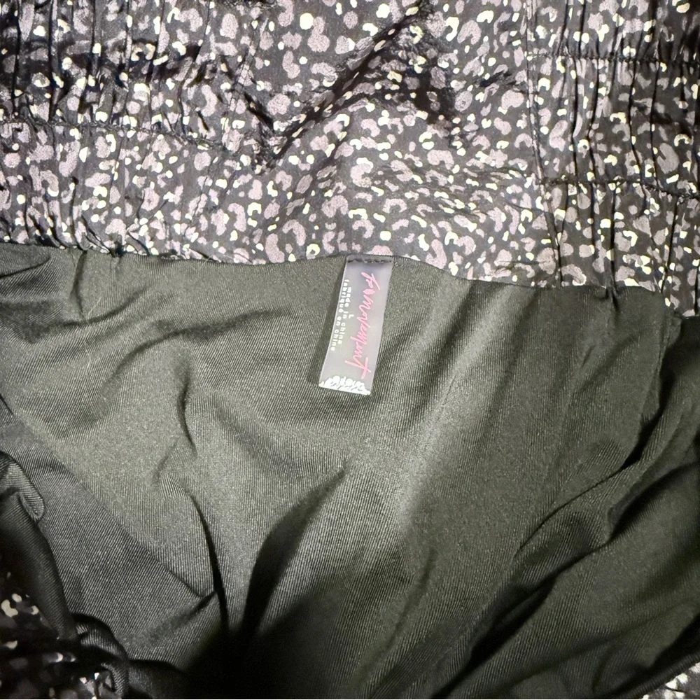 Free People Movement Leopard Print The Way Home Shorts NWT Size Large - Picture 9 of 9